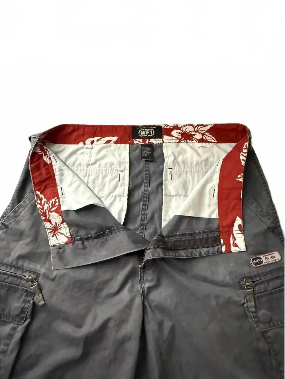 WF1 WearFirst Mens Cargo Shorts 34 Gray Tech Utility Zipper Pockets Y2K Skater